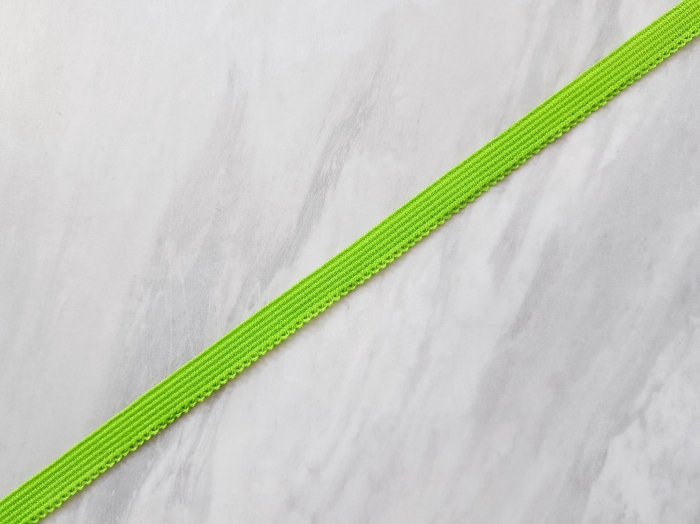 Gumokoronka w kolorze żywej zieleni o szerokości 1,1 cm